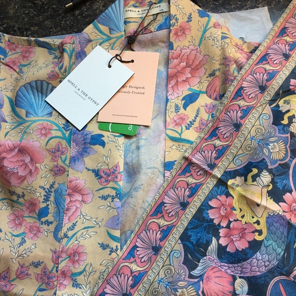 Spell Seashell Kimono Short Robe - Picture 3 of 8